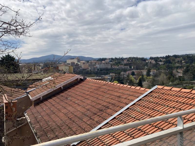 Quartier de la gare Appartement T4 Duplex inversé avec Terrasse à ANNONAY