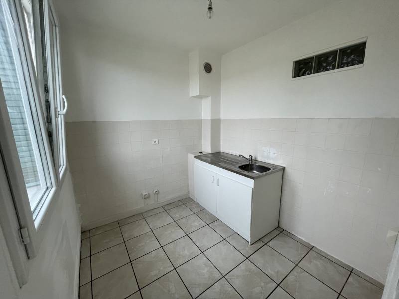 Appartement T3 de 61m² environ à ROUSSILLON